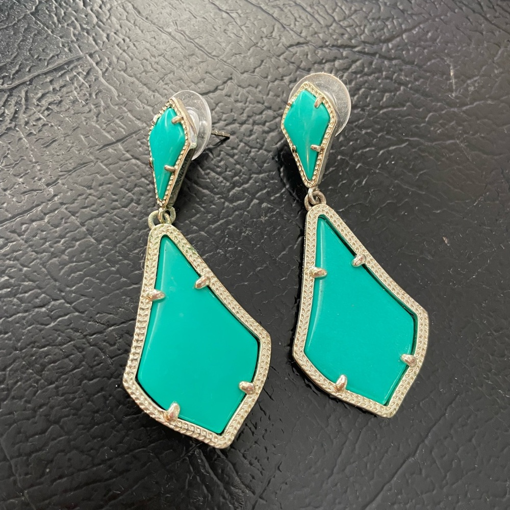 KENDRA SCOTT • CUSTOM • color bar earrings